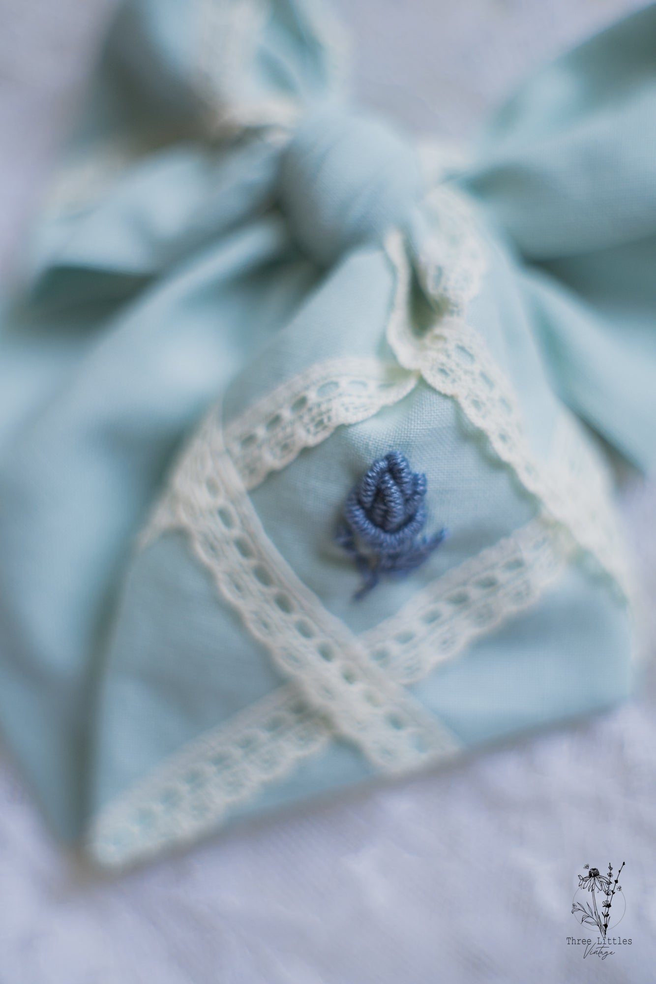 Celadon • Little Lady Reina